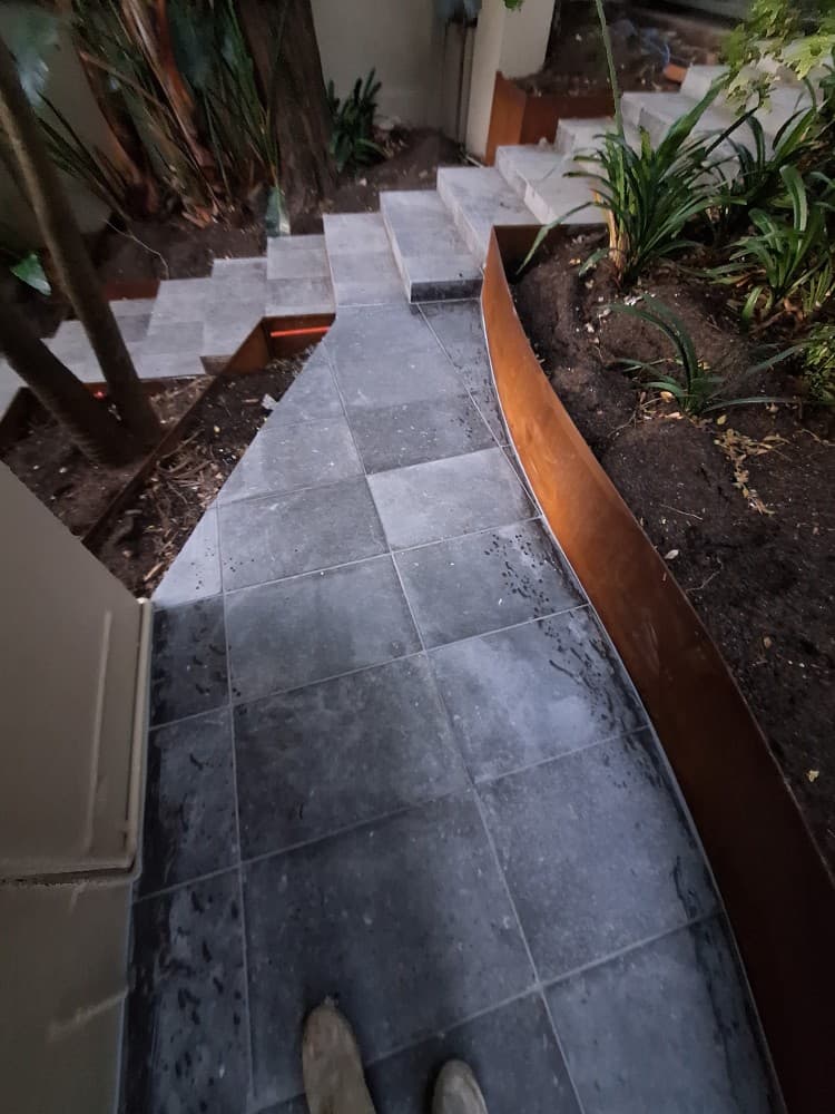 Outdoor Patio - Image 14