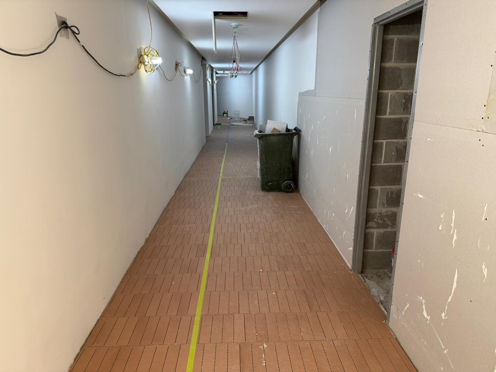 Outdoor Patio - Image 4