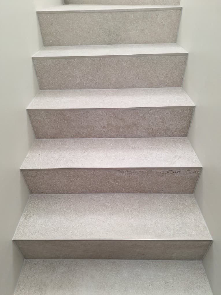 Outdoor Patio - Image 9